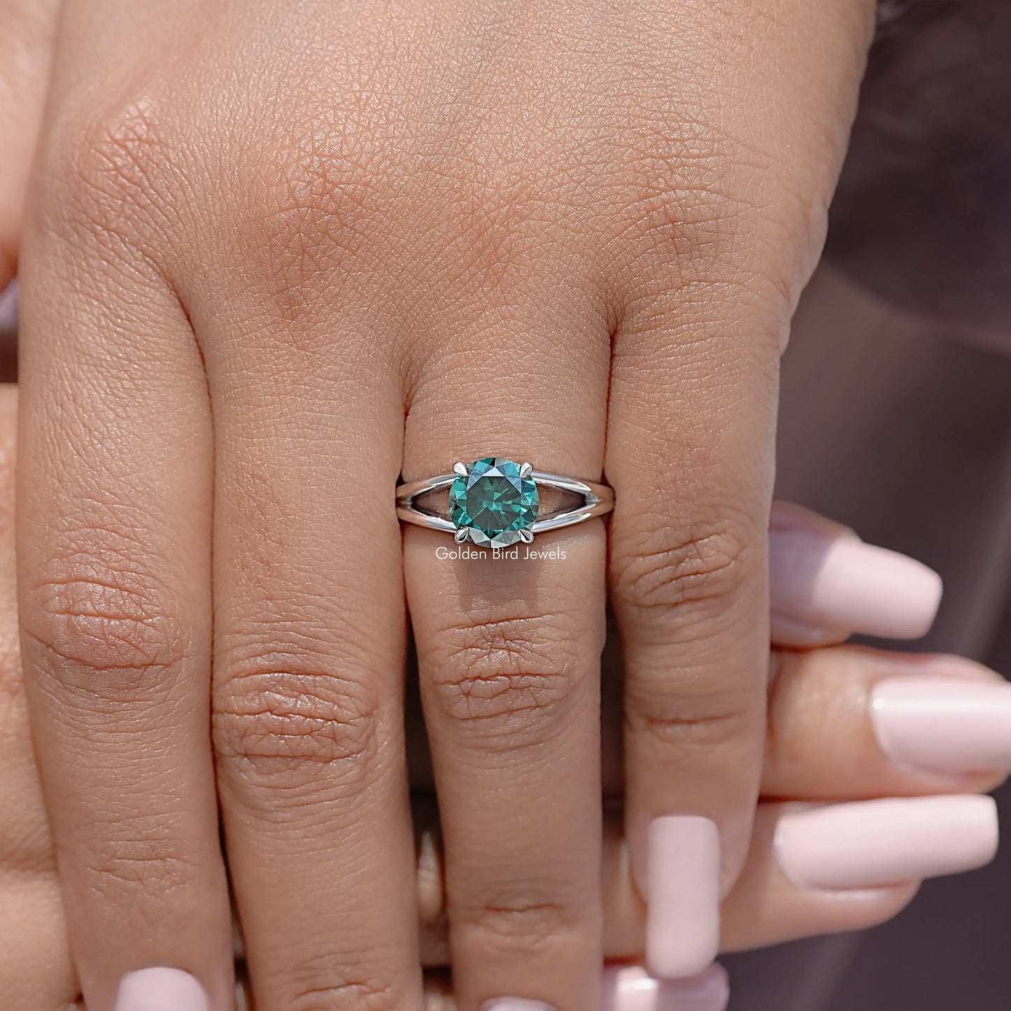 Round Cut Moissanite Gemstone Split Shank Engagement Ring