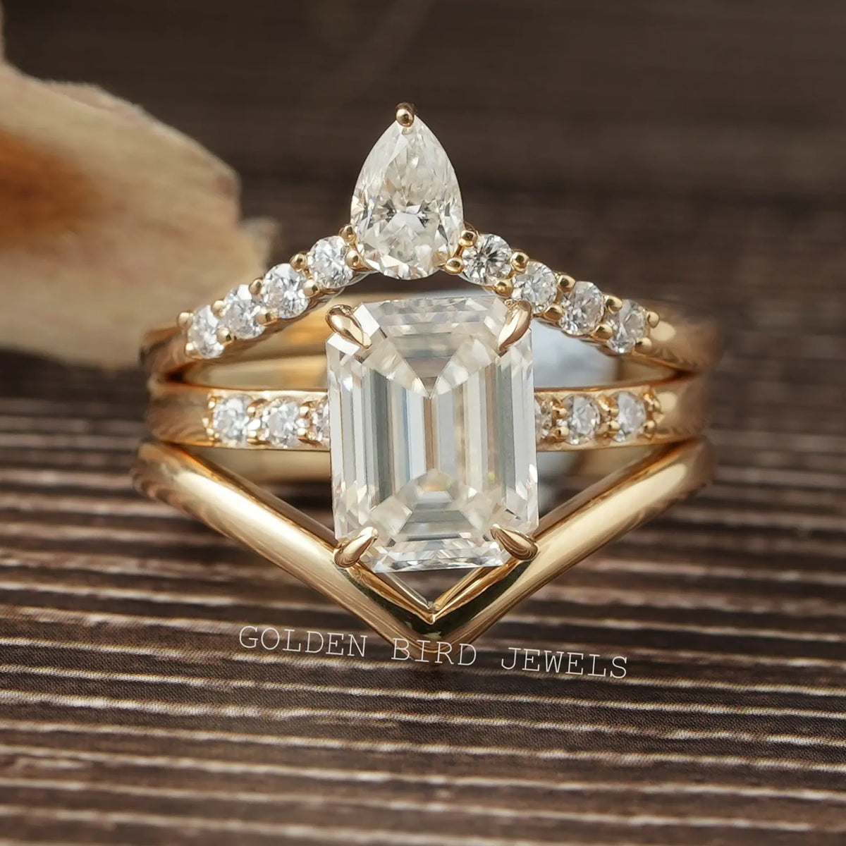 Emerald Moissanite Bridal Trio Ring Curved Band Set