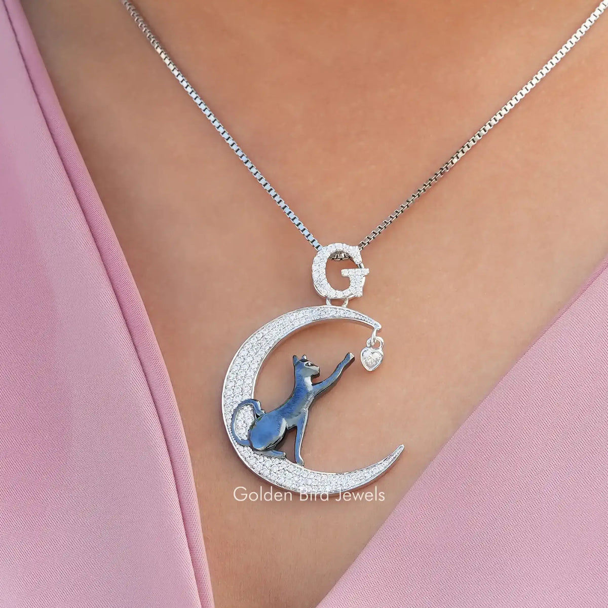 Round Cut Cat and Moon Moissanite Pendant