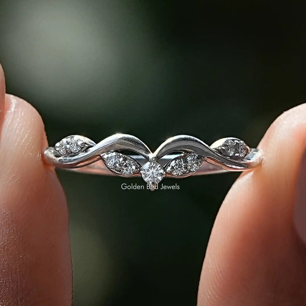 Round Moissanite Dainty Curved Wedding Band