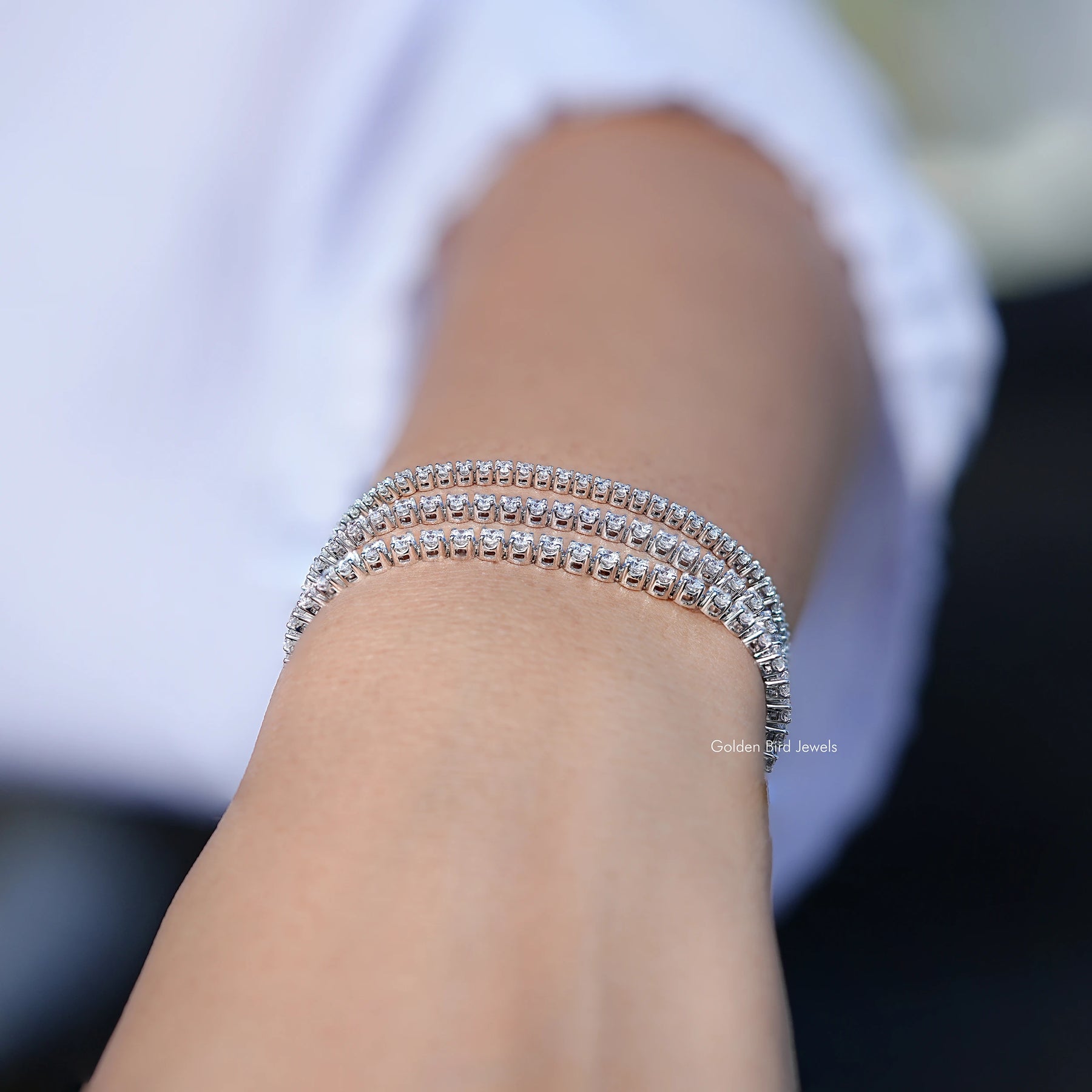 Detailed View of Tennis Bracelet in Different Size 