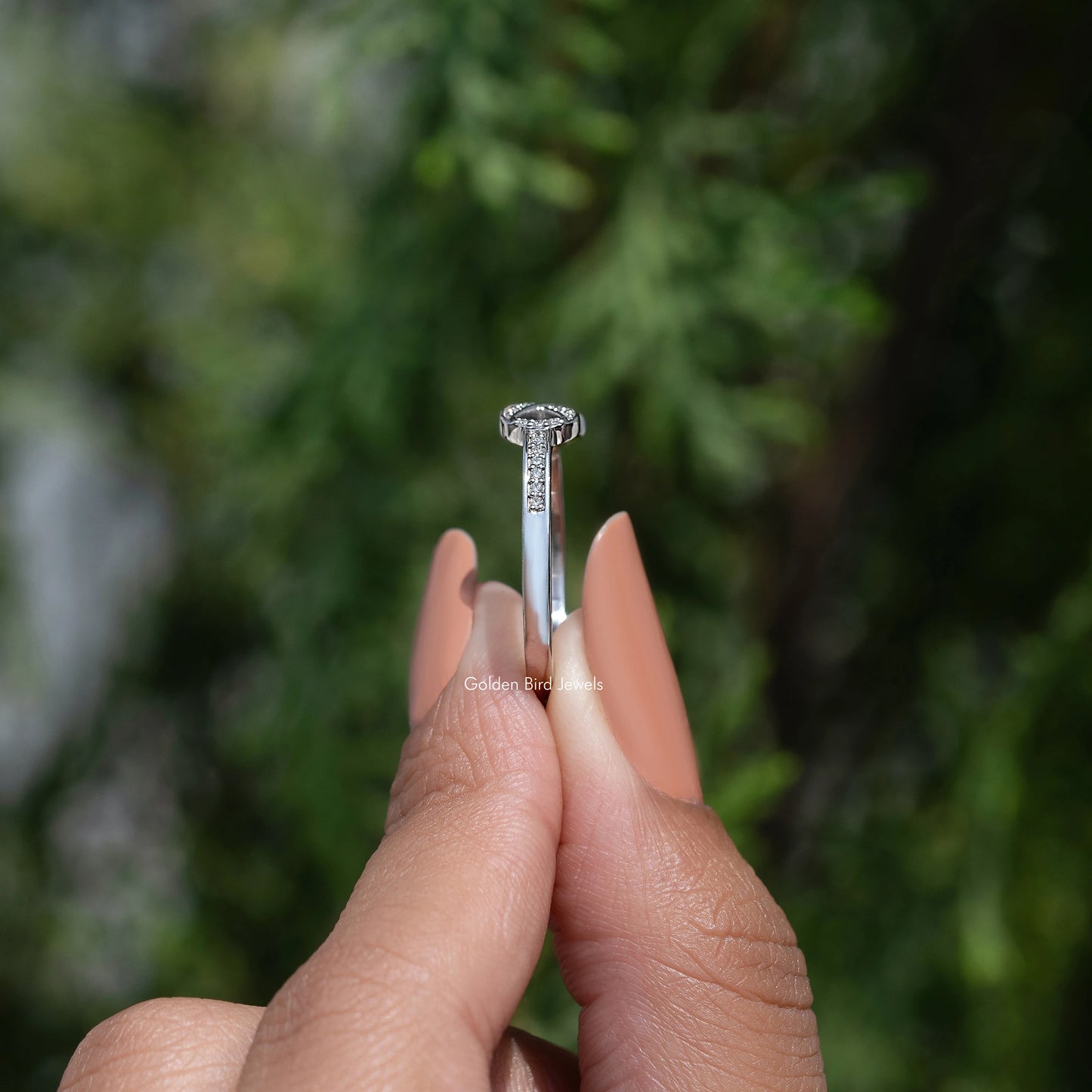 Ribbon Style Round Cut Moissanite Ring