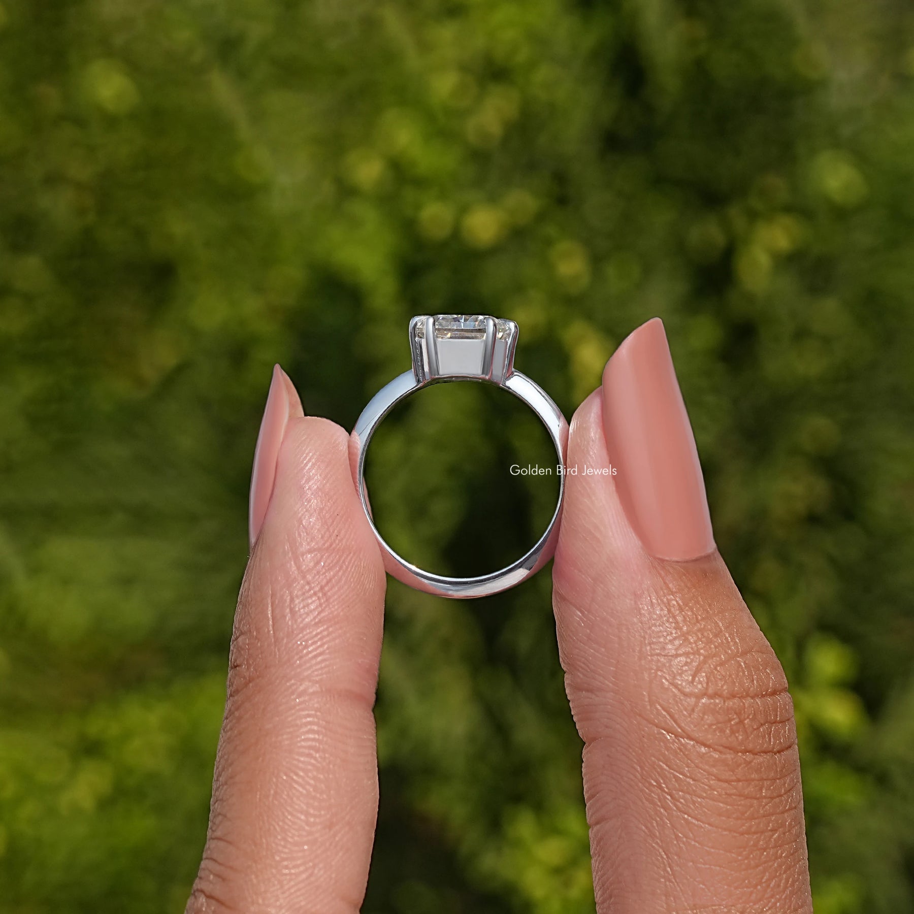 Calf's Head Cut Moissanite Solitaire Ring