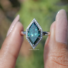 Dutch Marquise Moissanite Halo Engagement Ring