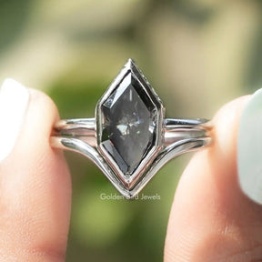 Dutch Marquise Shaped Moissanite Bridal Ring Set