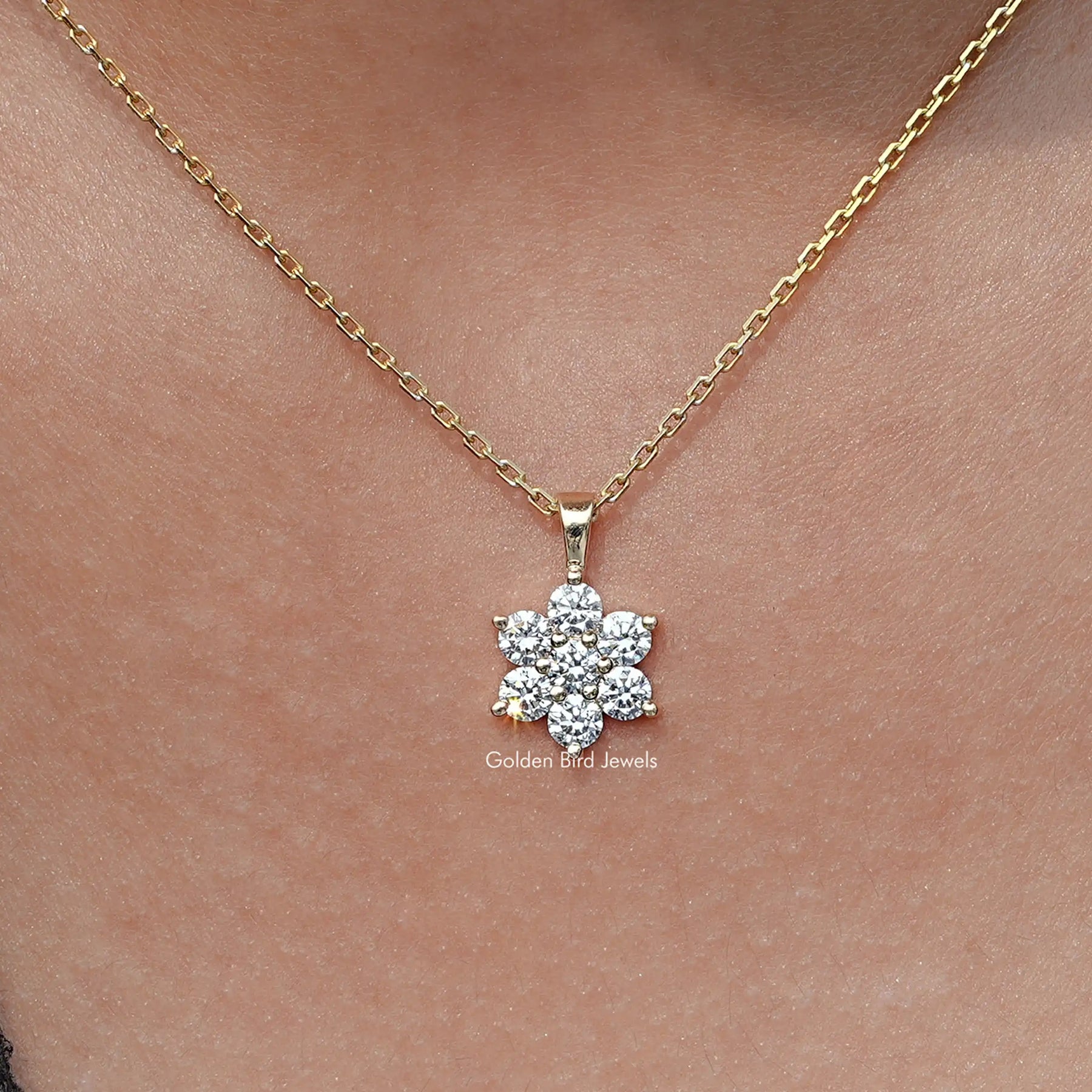 Round Cut Diamond Floral Minimalist Pendant