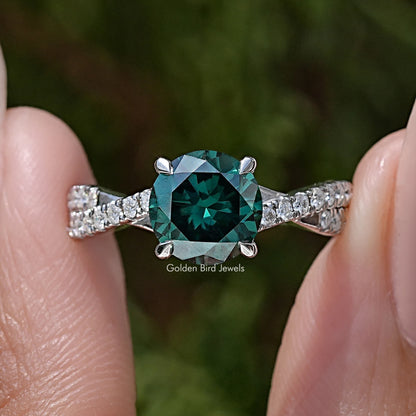 Green Round Moissanite Gemstone Twisted Accent Ring