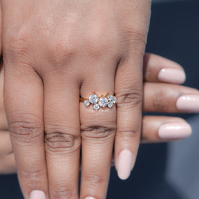 Round Shaped Lab Diamond Engagement Ring