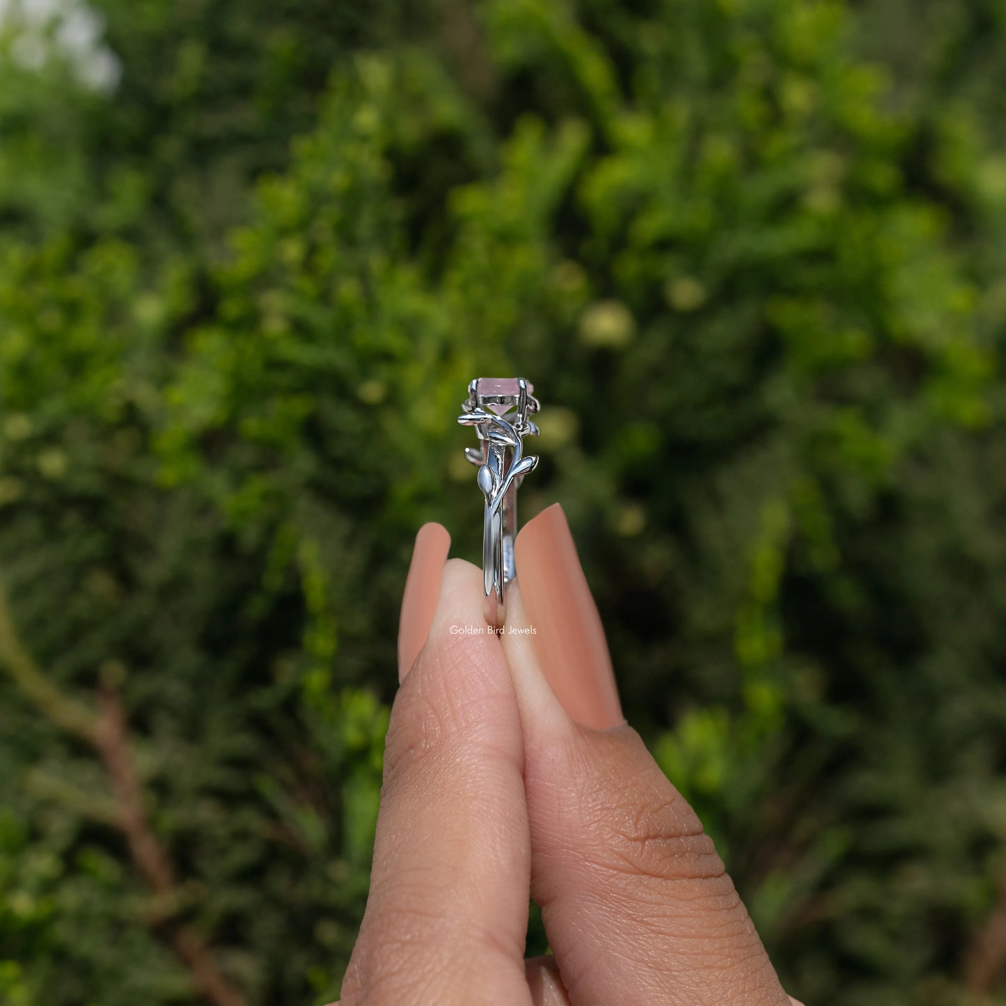 Rose Quartz Round Gemstone Leaf Style Solitaire Ring