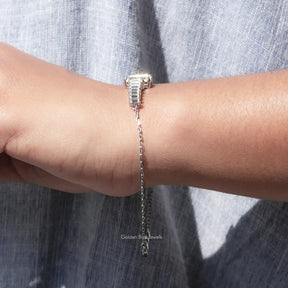 Side view of round Cut Bracelet In white Gold