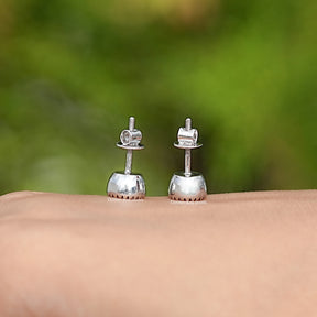 Milgrain Round Cut Lab Diamond Stud Earrings