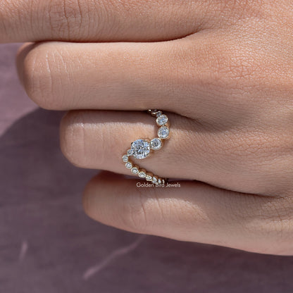 Round Cut Moissanite Wave Wedding Band
