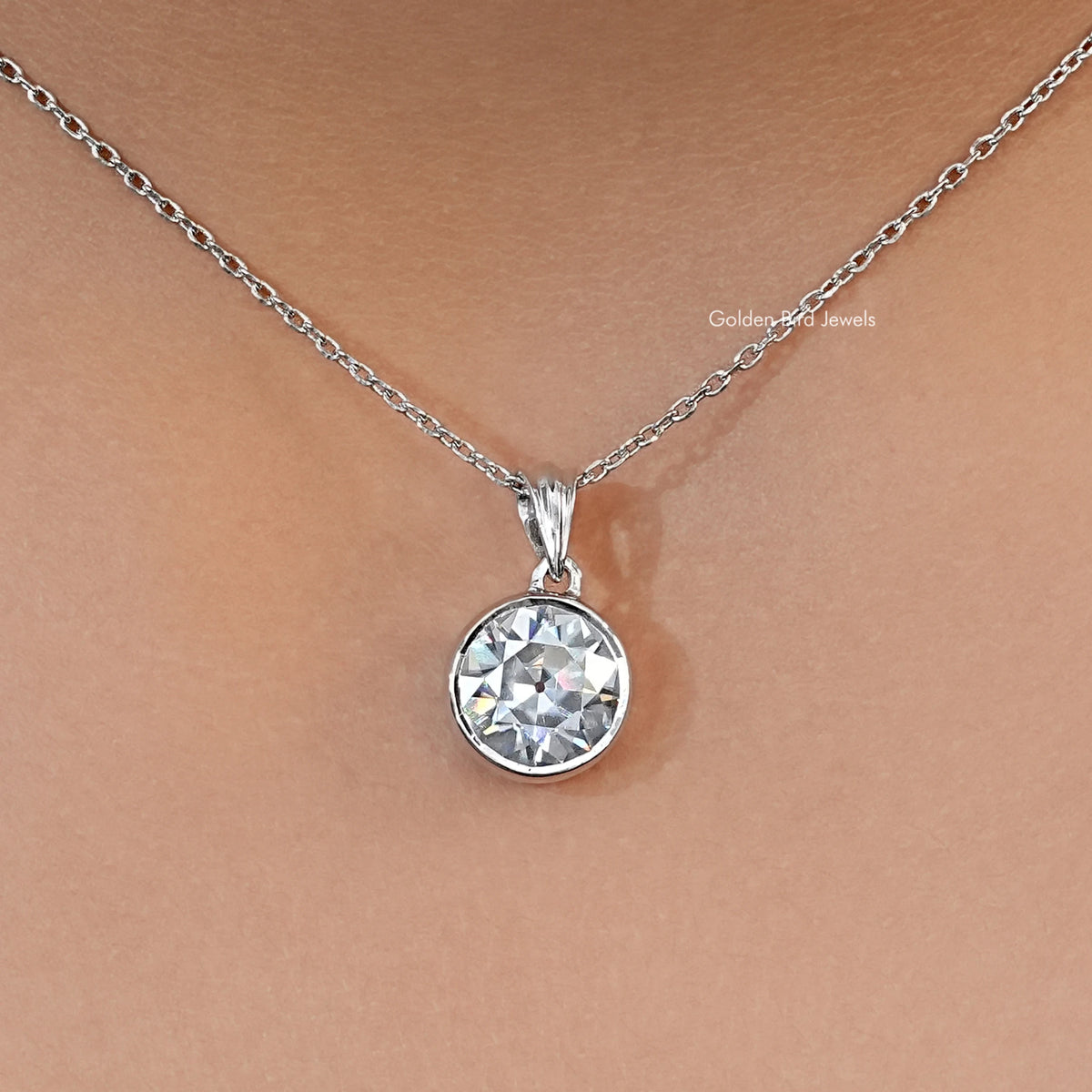 OEC Round Cut Moissanite Bezel Set Solitaire Pendant