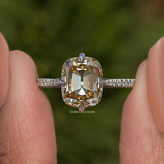 Old Mine Cushion Cut Moissanite Accent Stone Ring