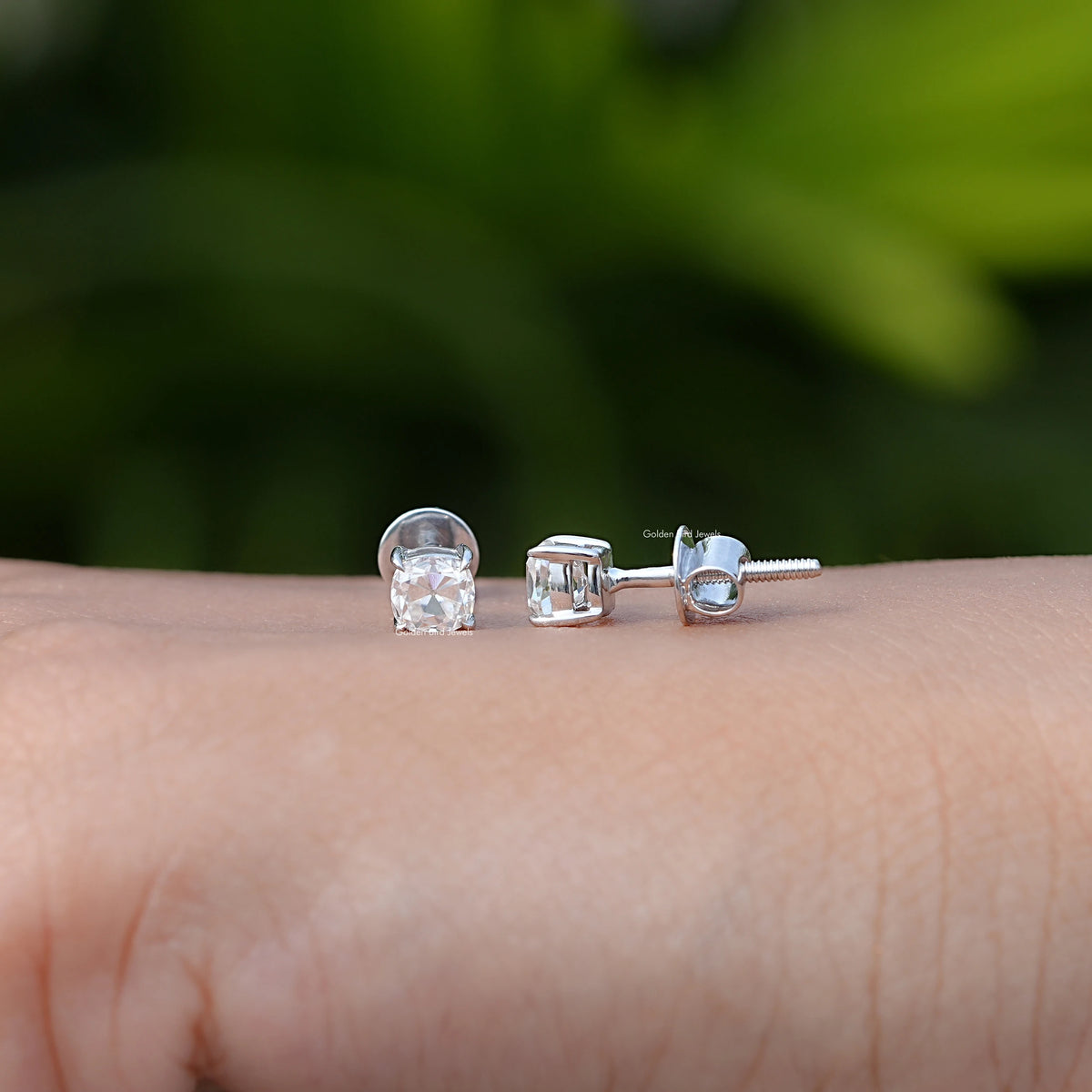 Front And Back Side View Of solitaire stud earrings crafted in moissanite 	