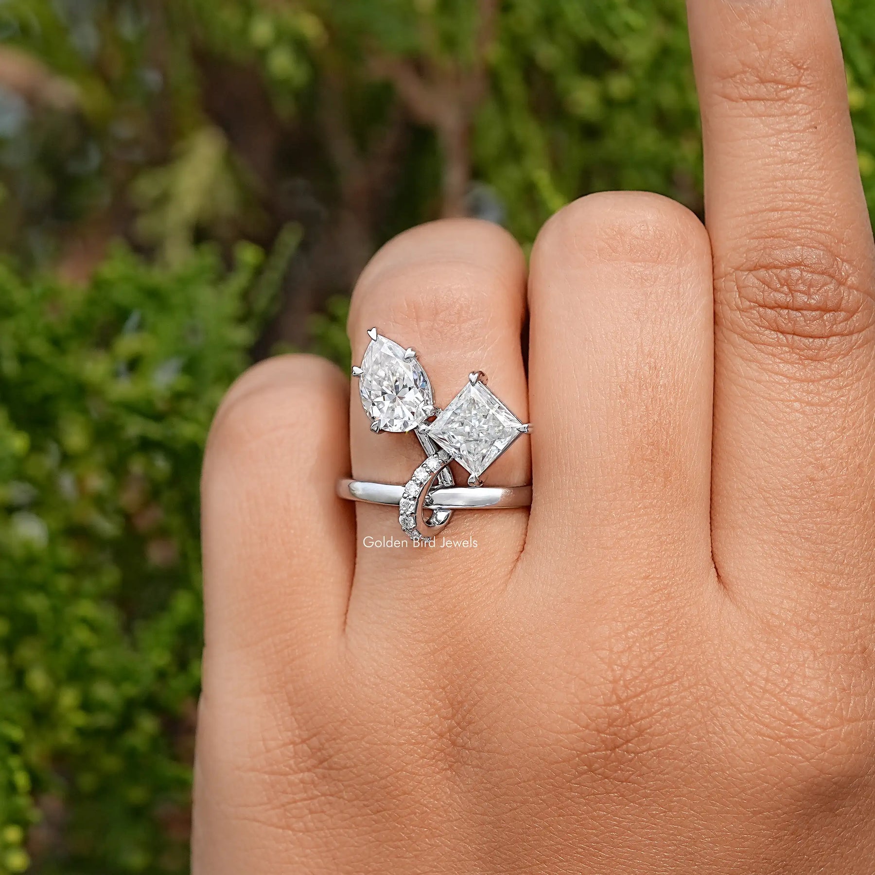Pear And Princess Cut Moissanite Toi Moi Ring