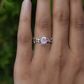 Detailed View of Rose Quartz Round Leaf Style Ring In White Gold
