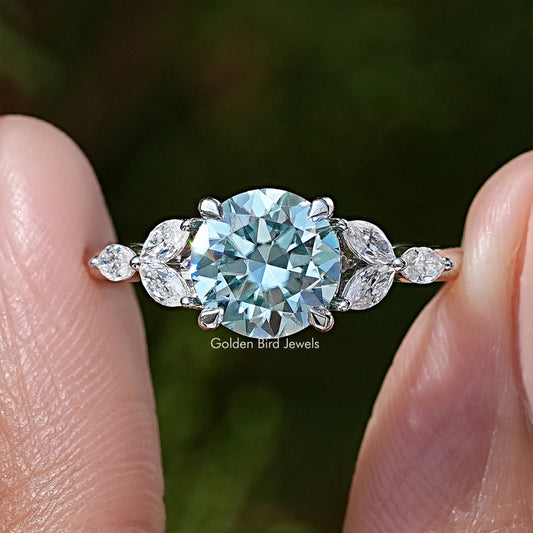 Round Cut Moissanite Gemstone Engagement Ring