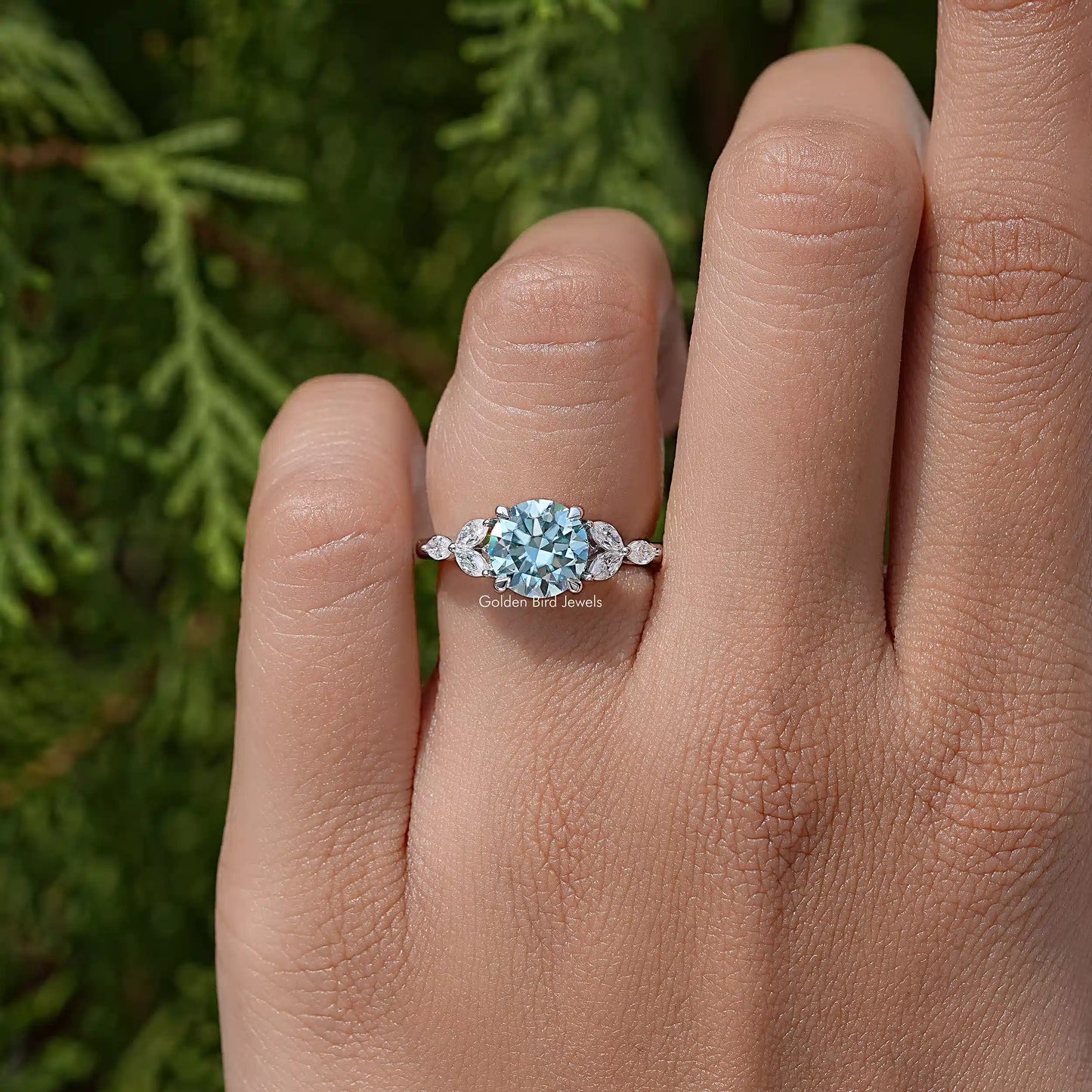 Round Cut Moissanite Gemstone Engagement Ring