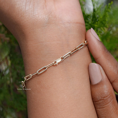 Close View Of Round Cut Lab Diamond Bracelet