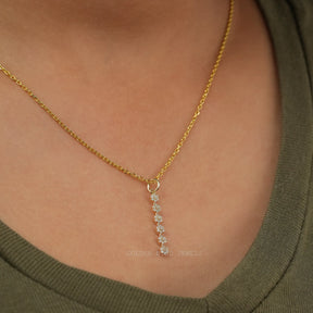 Detailed view of moissanite round shape pendant