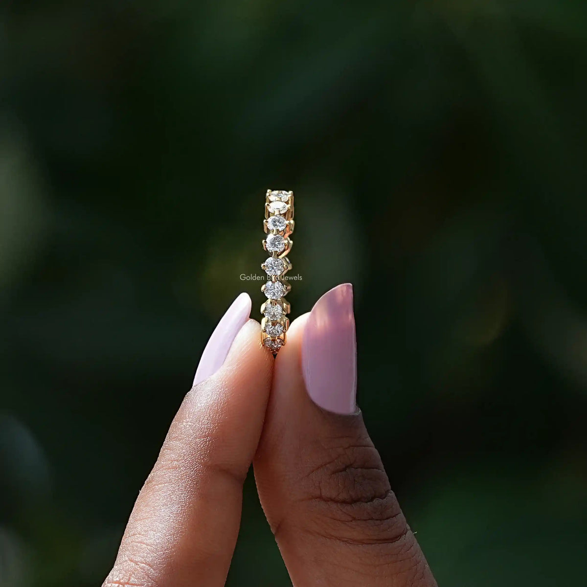 [Colorless Round Cut Moissanite Band]-[Golden Bird Jewels]