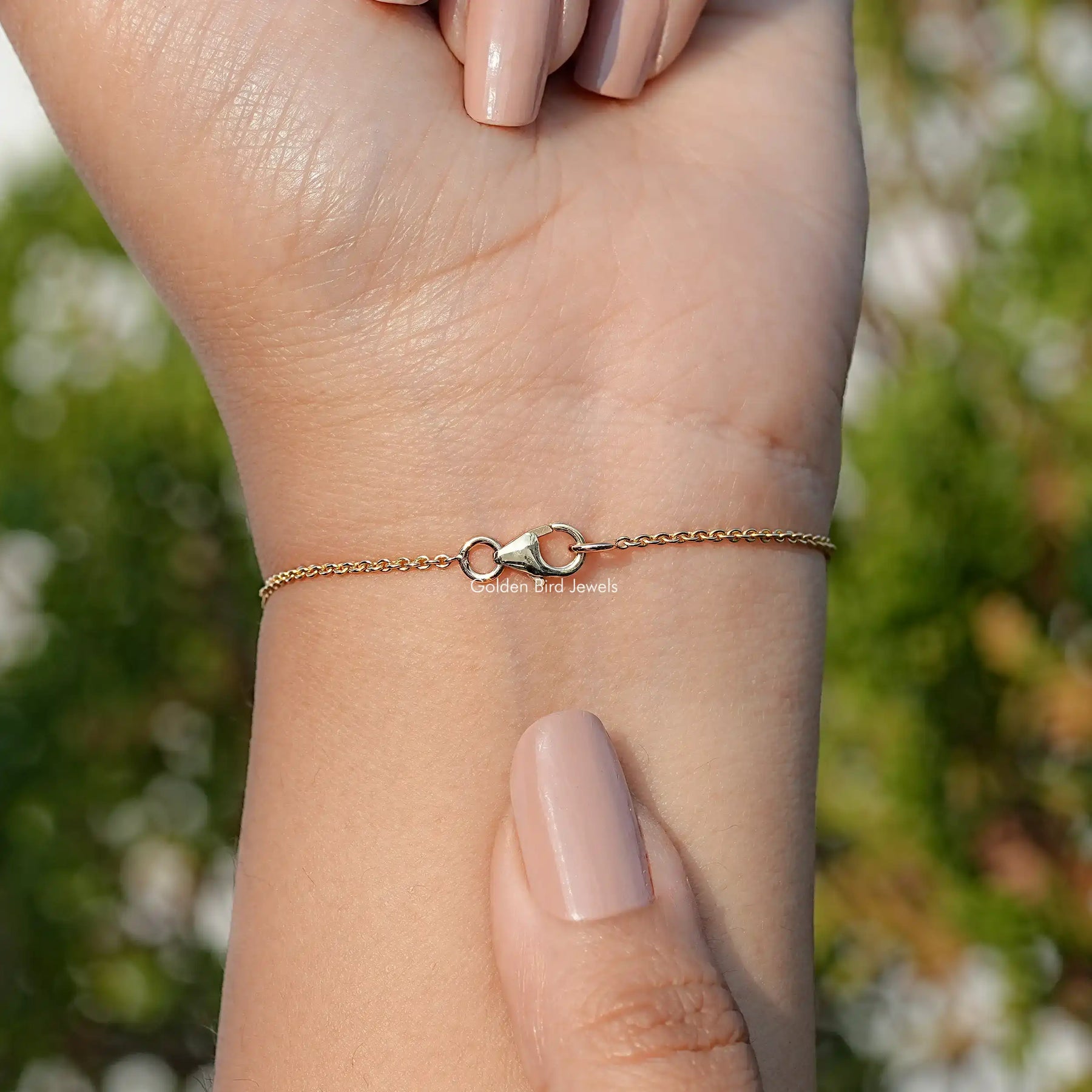 Round Lab Diamond Solitaire Chain Bracelet