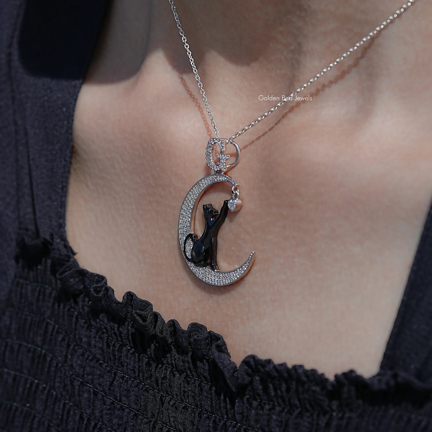 Round Cut Cat And Moon Moissanite Pendant