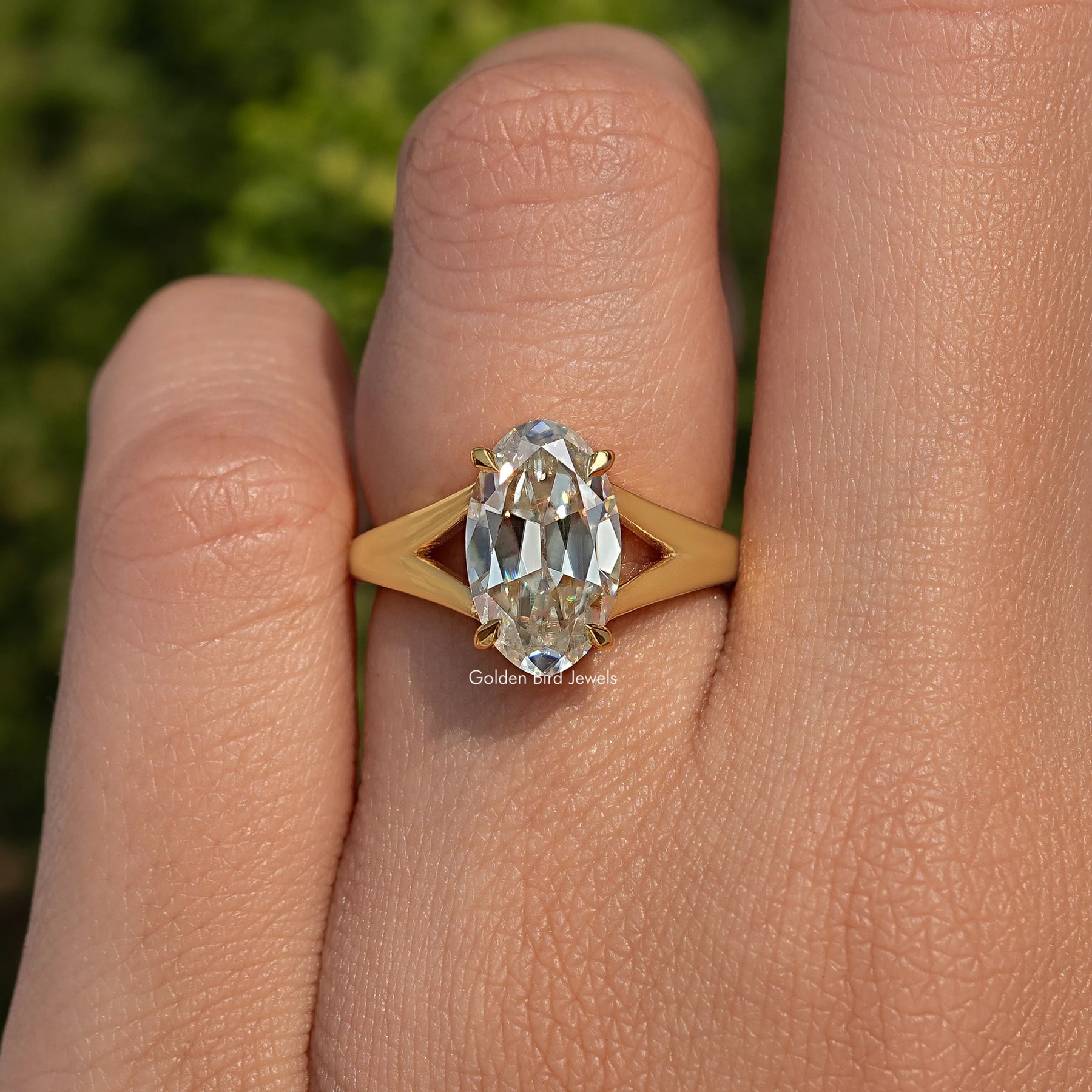 Split Shank Old Mine Oval Cut Moissanite Engagement Ring