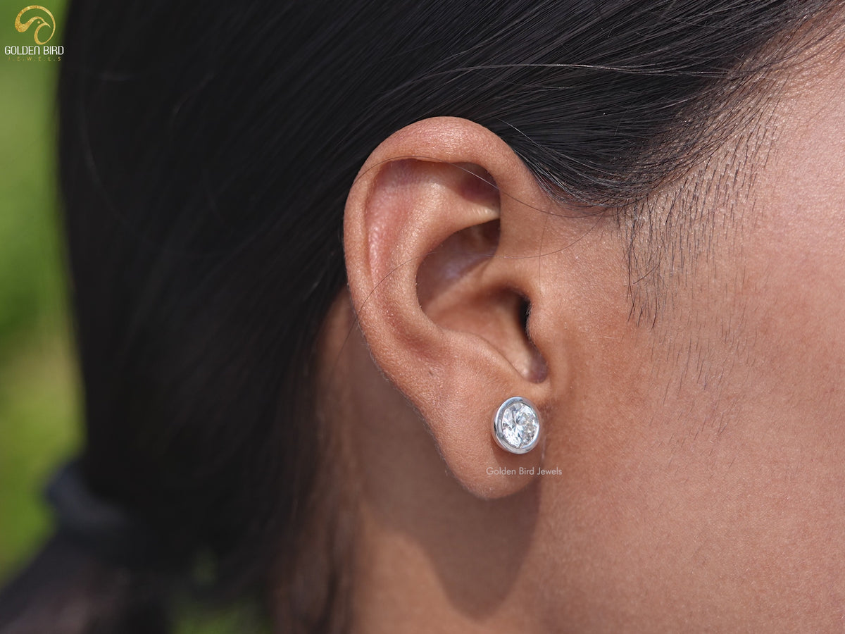 Youtube Video of Lab Diamond Round Cut Bezel Set Stud Earrings