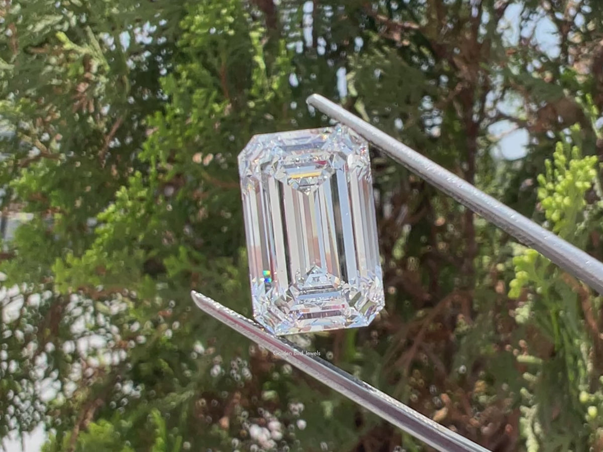 You tube Video Of IGI Certified Emerald Cut Loose Lab Diamond
