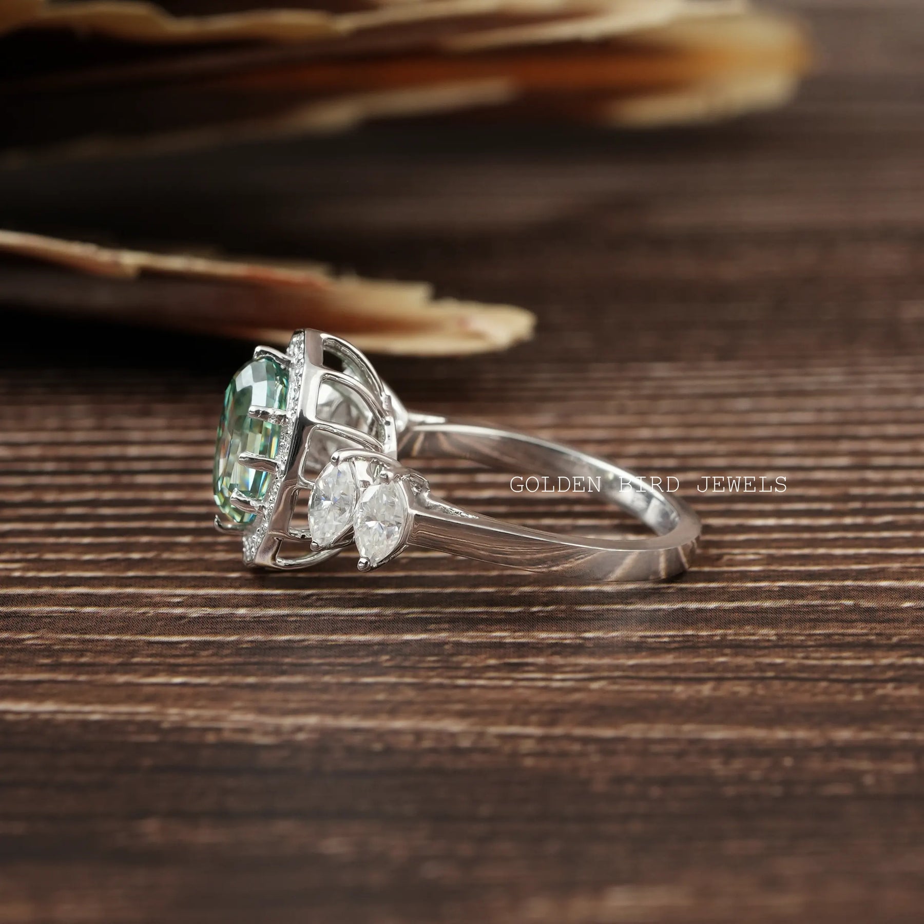 [Oval Shape Moissanite Engagement Ring With Side Stone]-[Golden Bird Jewels]