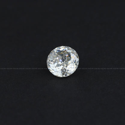 Top View Of Round Cut Loose Moissanite Stone
